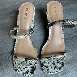 Express heels